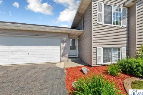 829 Tanager Road Mankato MN 56001