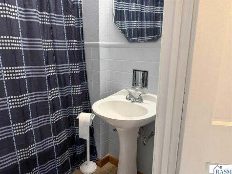1116 N Armstrong Boulevard St. James MN 56081