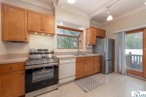 202 N Logan Street Lake Crystal MN 56055