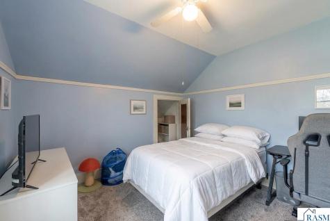 202 N Logan Street Lake Crystal MN 56055