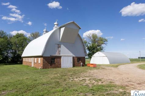 33080 533rd Avenue Lafayette MN 56054