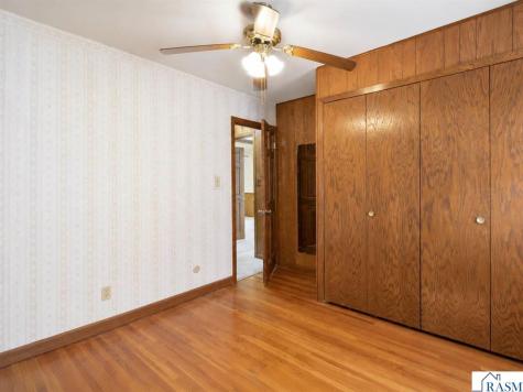 701 E Blue Earth Street Lake Crystal MN 56055