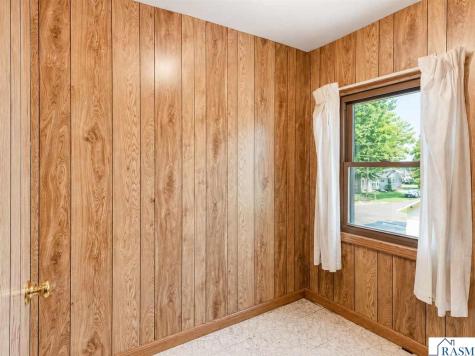 701 E Blue Earth Street Lake Crystal MN 56055