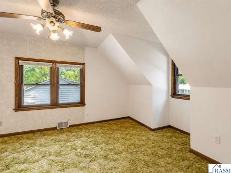 701 E Blue Earth Street Lake Crystal MN 56055