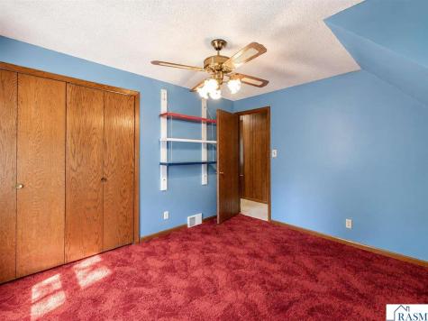 701 E Blue Earth Street Lake Crystal MN 56055