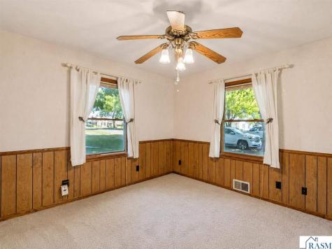701 E Blue Earth Street Lake Crystal MN 56055