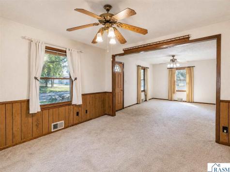 701 E Blue Earth Street Lake Crystal MN 56055