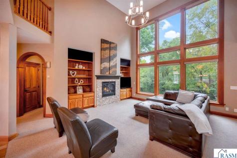 18 Newcastle Court North Mankato MN 56003