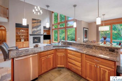 18 Newcastle Court North Mankato MN 56003
