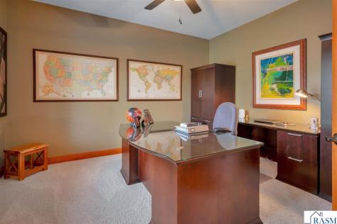 18 Newcastle Court North Mankato MN 56003