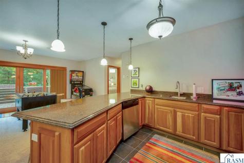 18 Newcastle Court North Mankato MN 56003