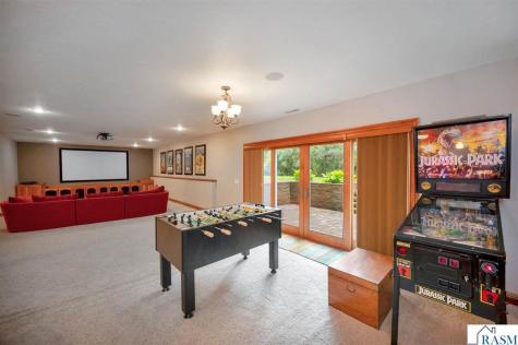 18 Newcastle Court North Mankato MN 56003