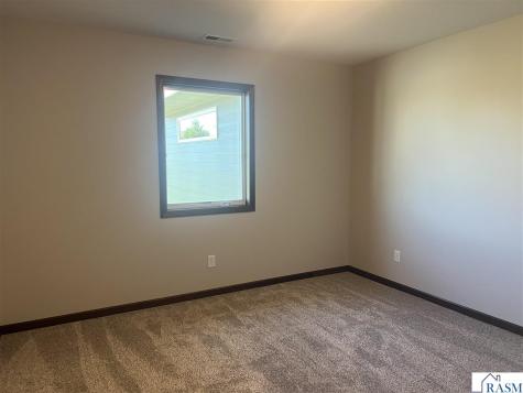 512 Torrey Pines Drive Mankato MN 56001