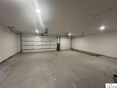 512 Torrey Pines Drive Mankato MN 56001