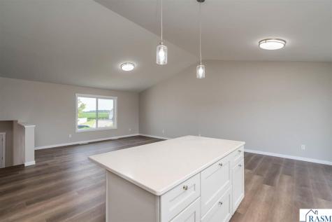 123 Erin Court Nicollet MN 56074