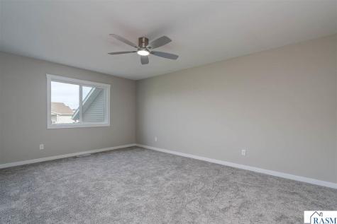 123 Erin Court Nicollet MN 56074
