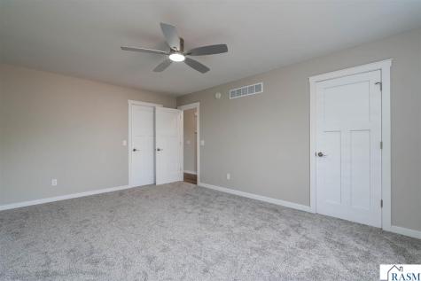 123 Erin Court Nicollet MN 56074