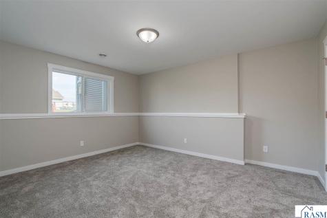 123 Erin Court Nicollet MN 56074