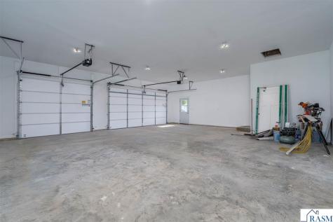 123 Erin Court Nicollet MN 56074