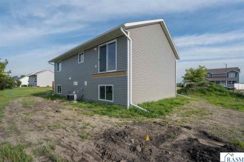 123 Erin Court Nicollet MN 56074