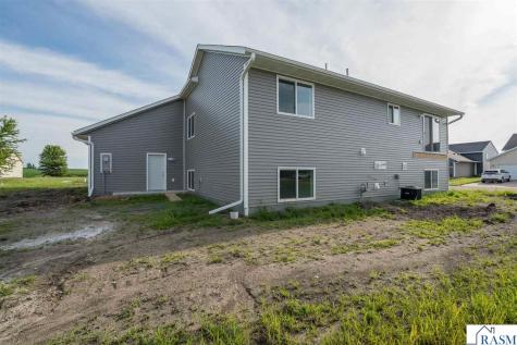 123 Erin Court Nicollet MN 56074