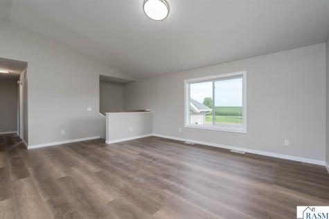123 Erin Court Nicollet MN 56074
