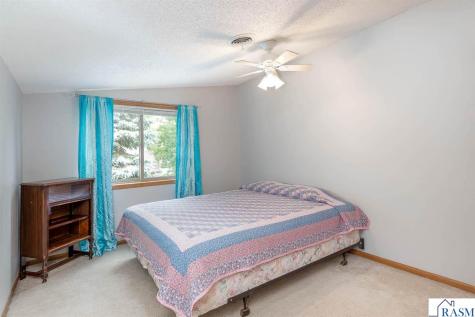 305 Chancery Lane Mankato MN 56001