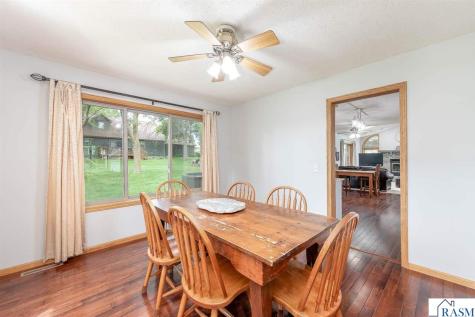 305 Chancery Lane Mankato MN 56001