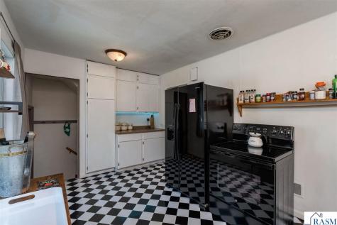 312 N 7th Street St. Peter MN 56082