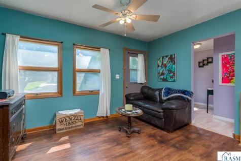 312 N 7th Street St. Peter MN 56082