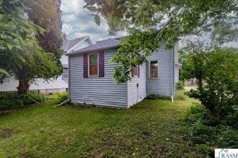 531 Range Street North Mankato MN 56003