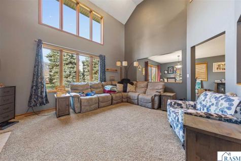 1526 Castle Drive North Mankato MN 56003