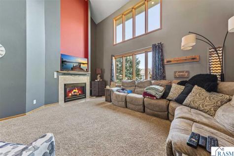 1526 Castle Drive North Mankato MN 56003