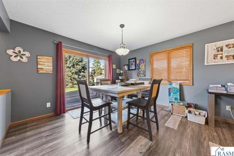 1526 Castle Drive North Mankato MN 56003
