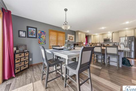 1526 Castle Drive North Mankato MN 56003