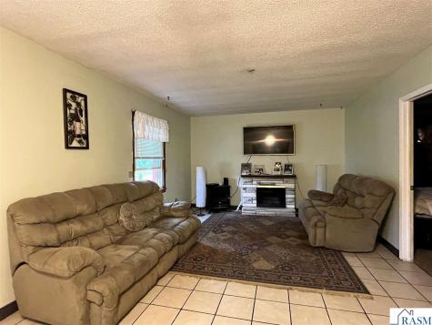 1113 S 2nd Avenue St. James MN 56081