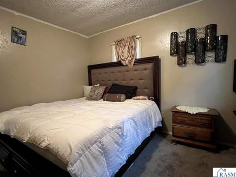 1113 S 2nd Avenue St. James MN 56081