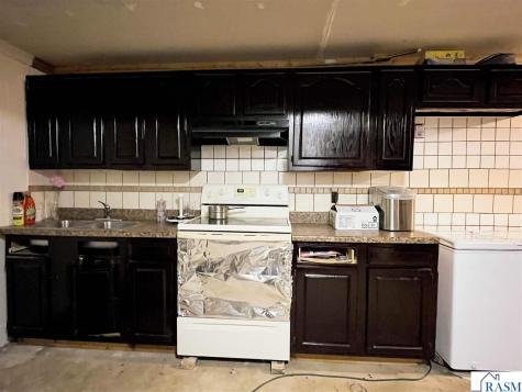 1113 S 2nd Avenue St. James MN 56081