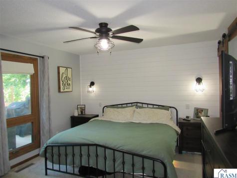 28 Linden Lane Blue Earth MN 56013