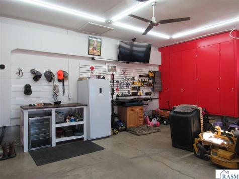 28 Linden Lane Blue Earth MN 56013