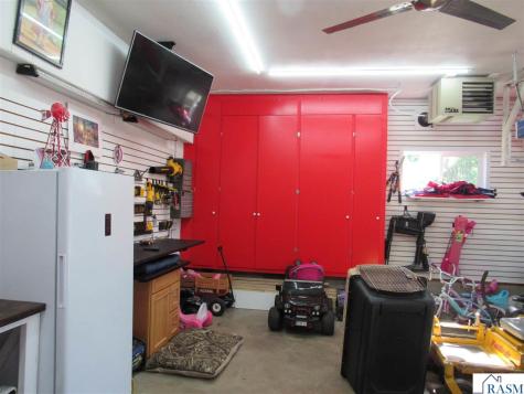 28 Linden Lane Blue Earth MN 56013