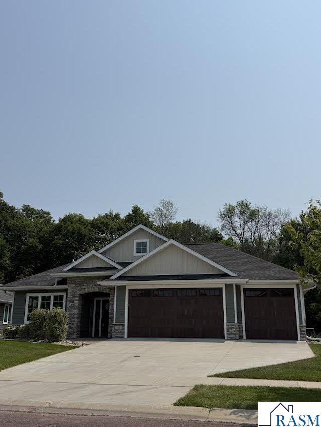 316 Dancing Waters Circle Mankato MN 56001