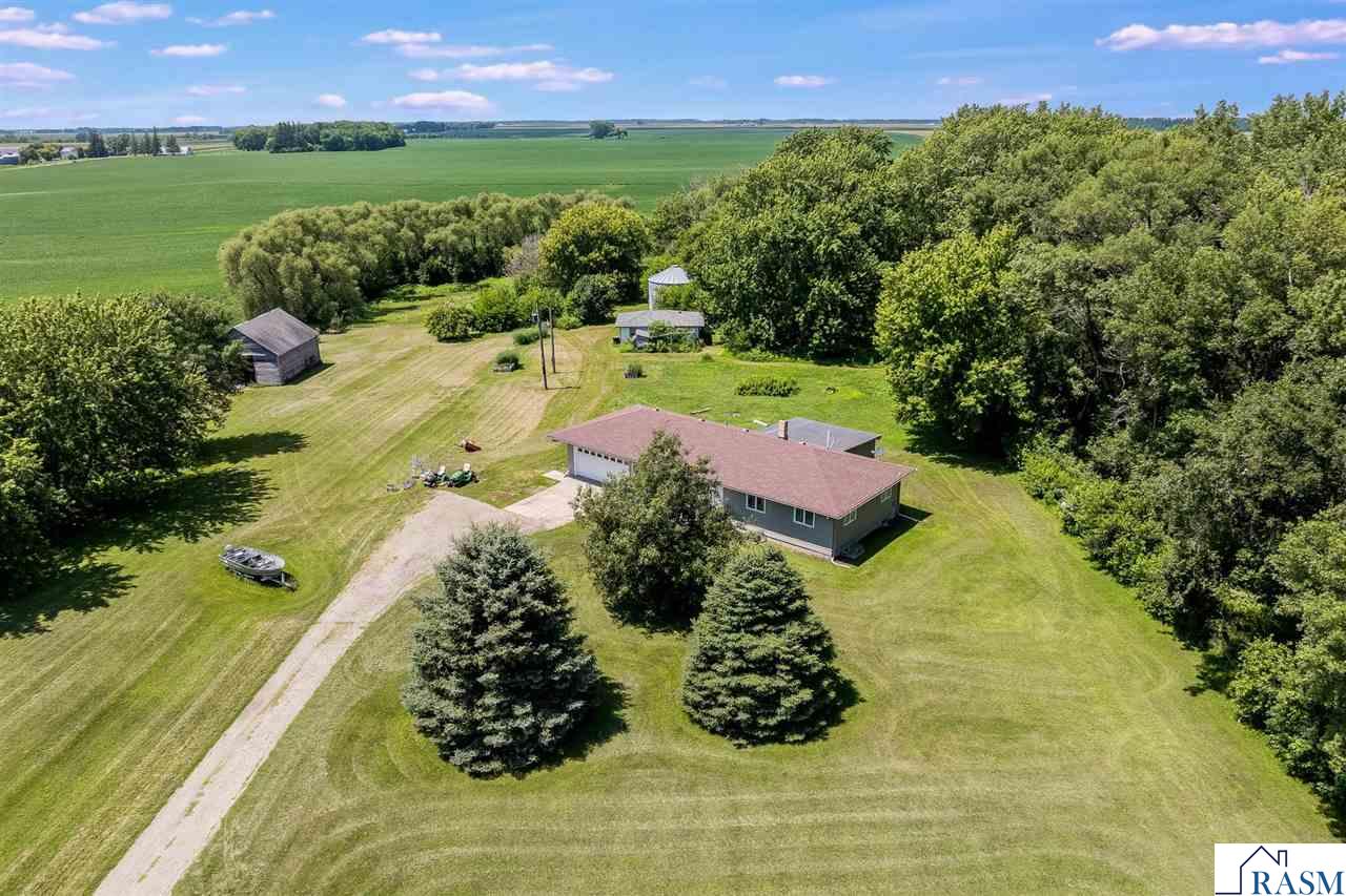 23265 445th Avenue Delavan MN 56023