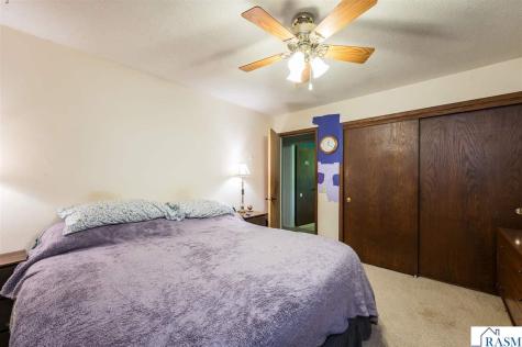 23265 445th Avenue Delavan MN 56023