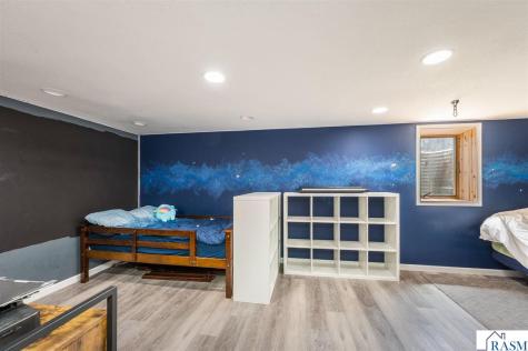 23265 445th Avenue Delavan MN 56023