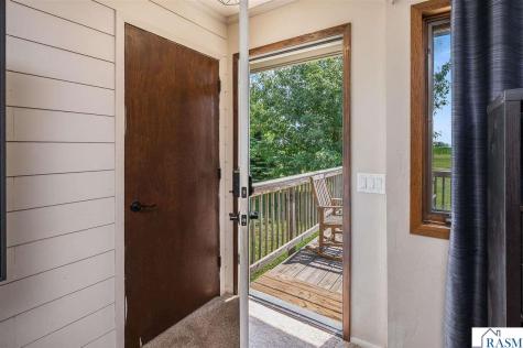 23265 445th Avenue Delavan MN 56023