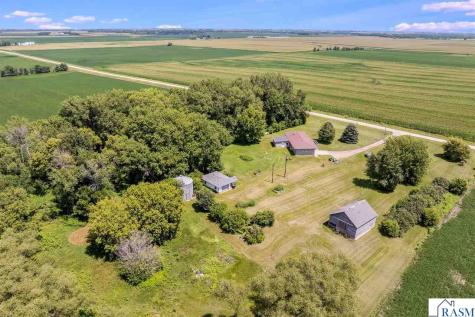 23265 445th Avenue Delavan MN 56023