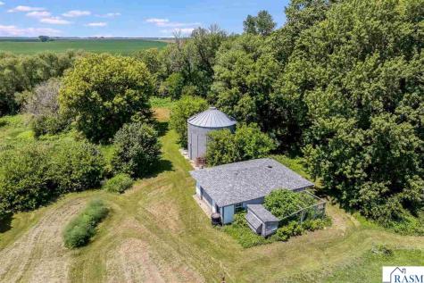 23265 445th Avenue Delavan MN 56023