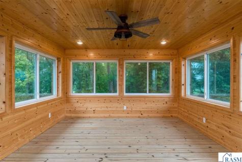 102 Loraine Drive Lake Crystal MN 56055