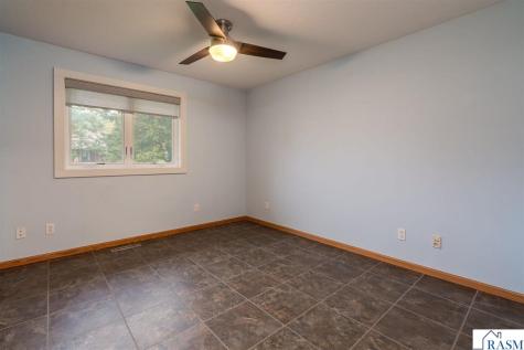 102 Loraine Drive Lake Crystal MN 56055